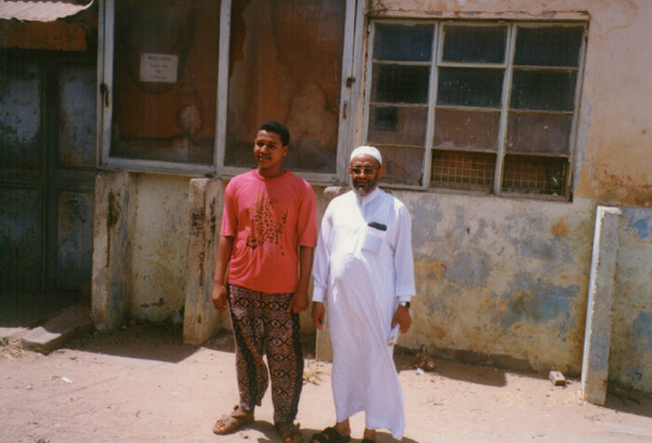 محمد بن أحمد الأهدل ـ كينيا ـ مالندي 26/10/1415هـ 27/3/1995م